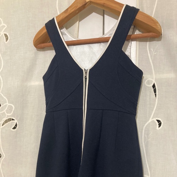 Elegant, Elie Tahari, Navy and White, Dress, Knee/Below Knee, Size 0 - Picture 4 of 10